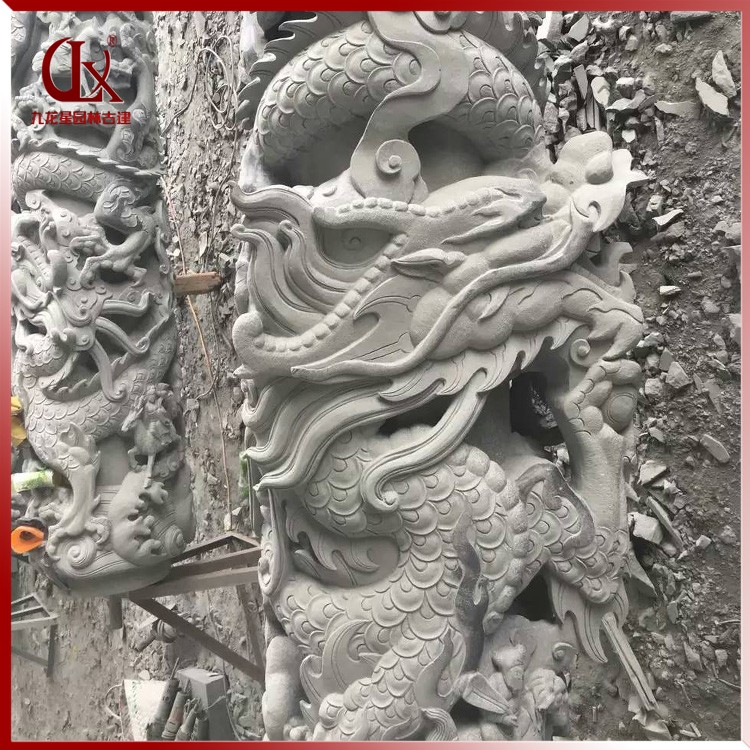 1677745580556839.jpg 廣場(chǎng)石雕龍柱圖片